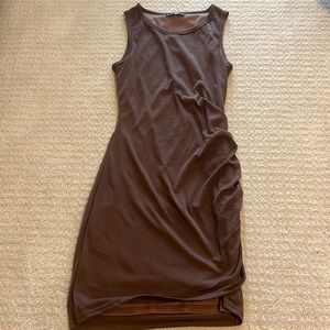 NWOT SLEEVELESS ROUCHED DRESS